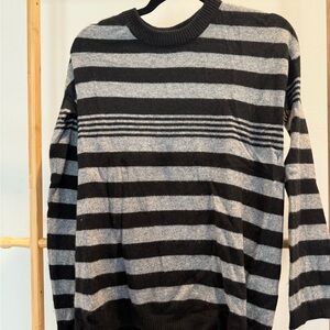 Equipment Black and Gray Striped Crewneck Cashmere Sweater Size Medium
